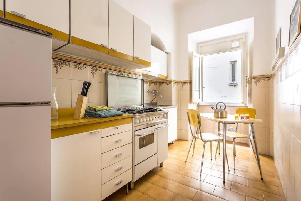 Una Chicca Nel Cuore Di Trastevere Apartment Rom